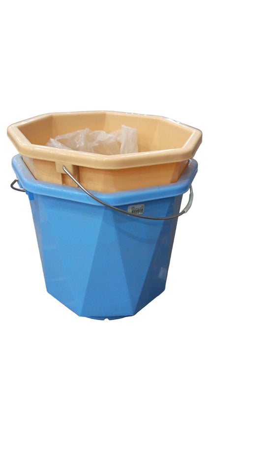CLASSIC PLASTIC BALTI NO4