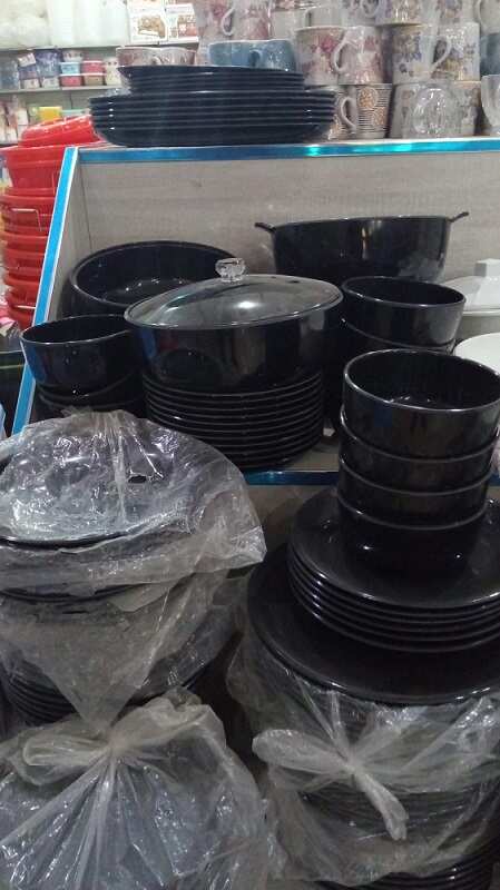 LG BLACK MALA MINE DINNER SET PER KG